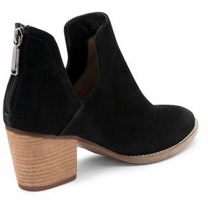 BLONDO Neda Ankle Boot Bootie Black Suede Zip Heel